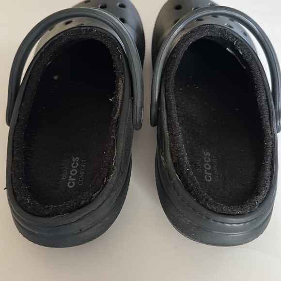 Crocs Classic Lined Clogs, 9M/11W - Picture 5 of 7